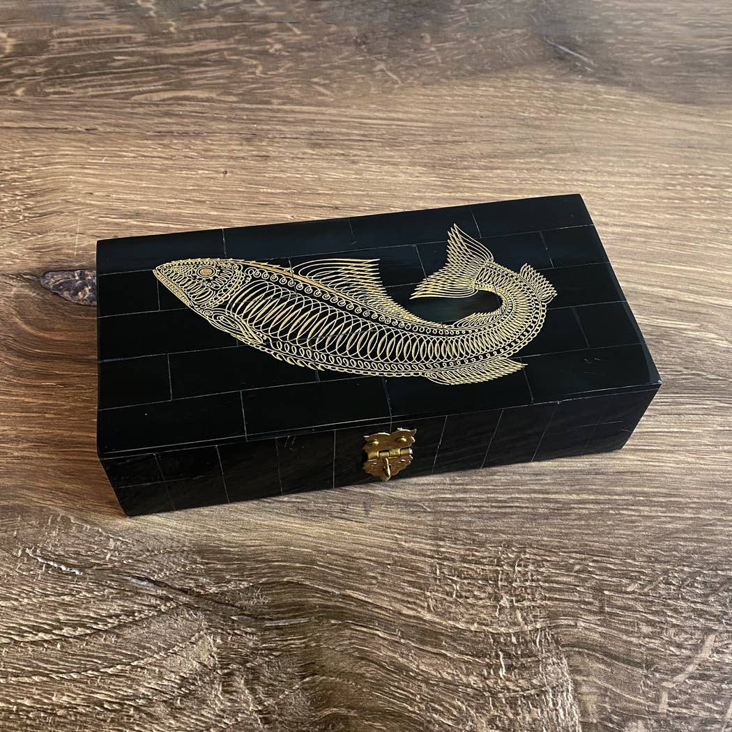 Fish Horn Box Engraved, 6-1/4”