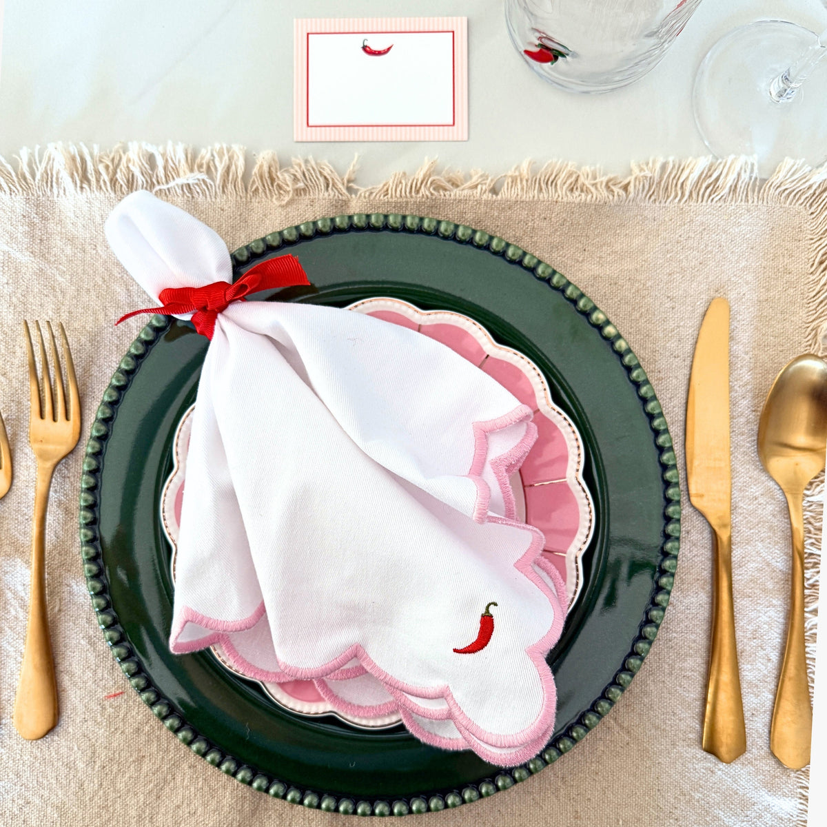 Scalloped Pepper Embroidered Dinner Napkins