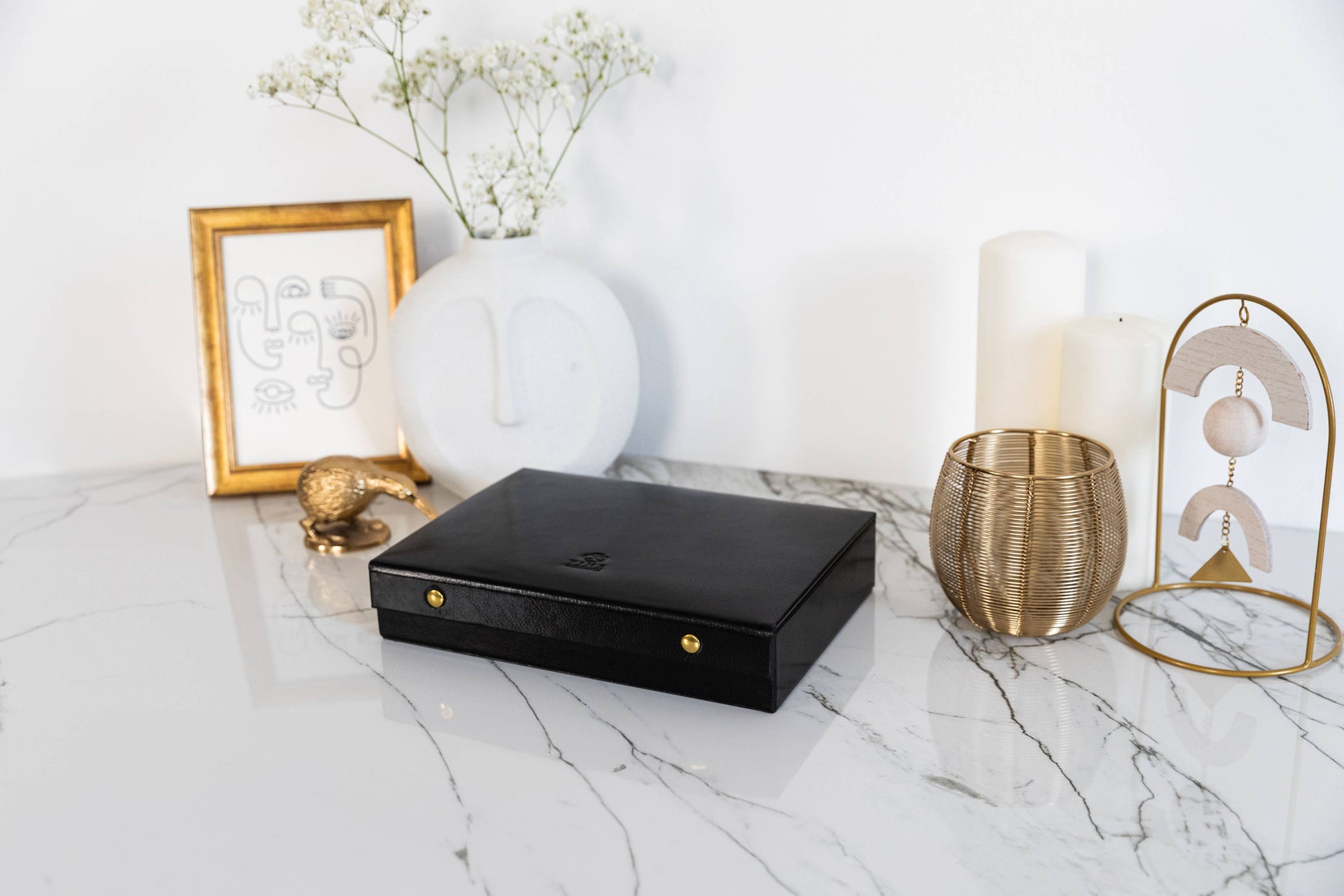 Italian Leather Jewelry Box  - The Line of Beauty