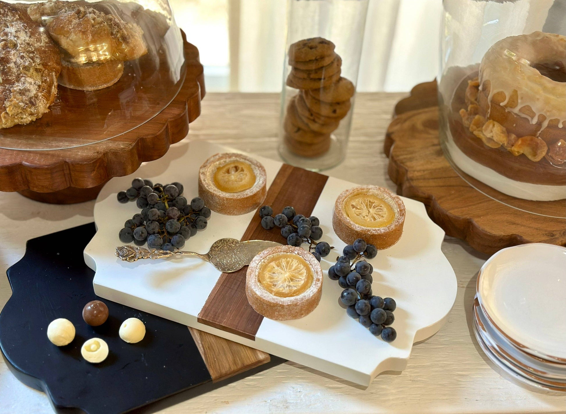 Maison Trefoil Wood Cheese Board Charger, Spruce Green