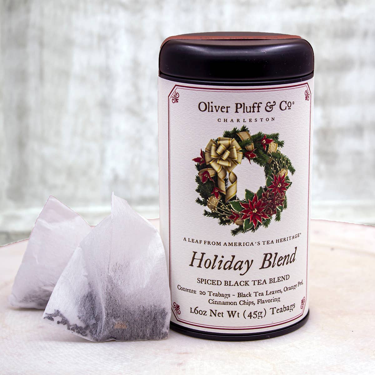 Oliver Pluff's Holiday Blend - Tea Bags in Signature Tea Tin 1.6 oz