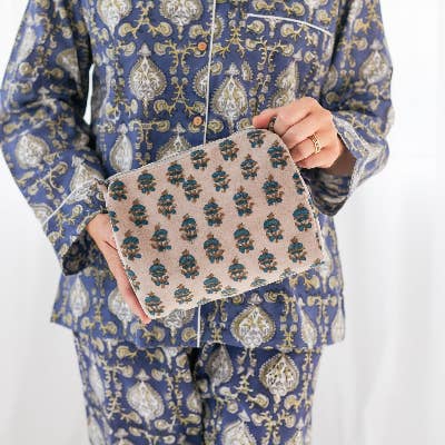 The Kendal Velvet Cosmetic Pouch-Gray