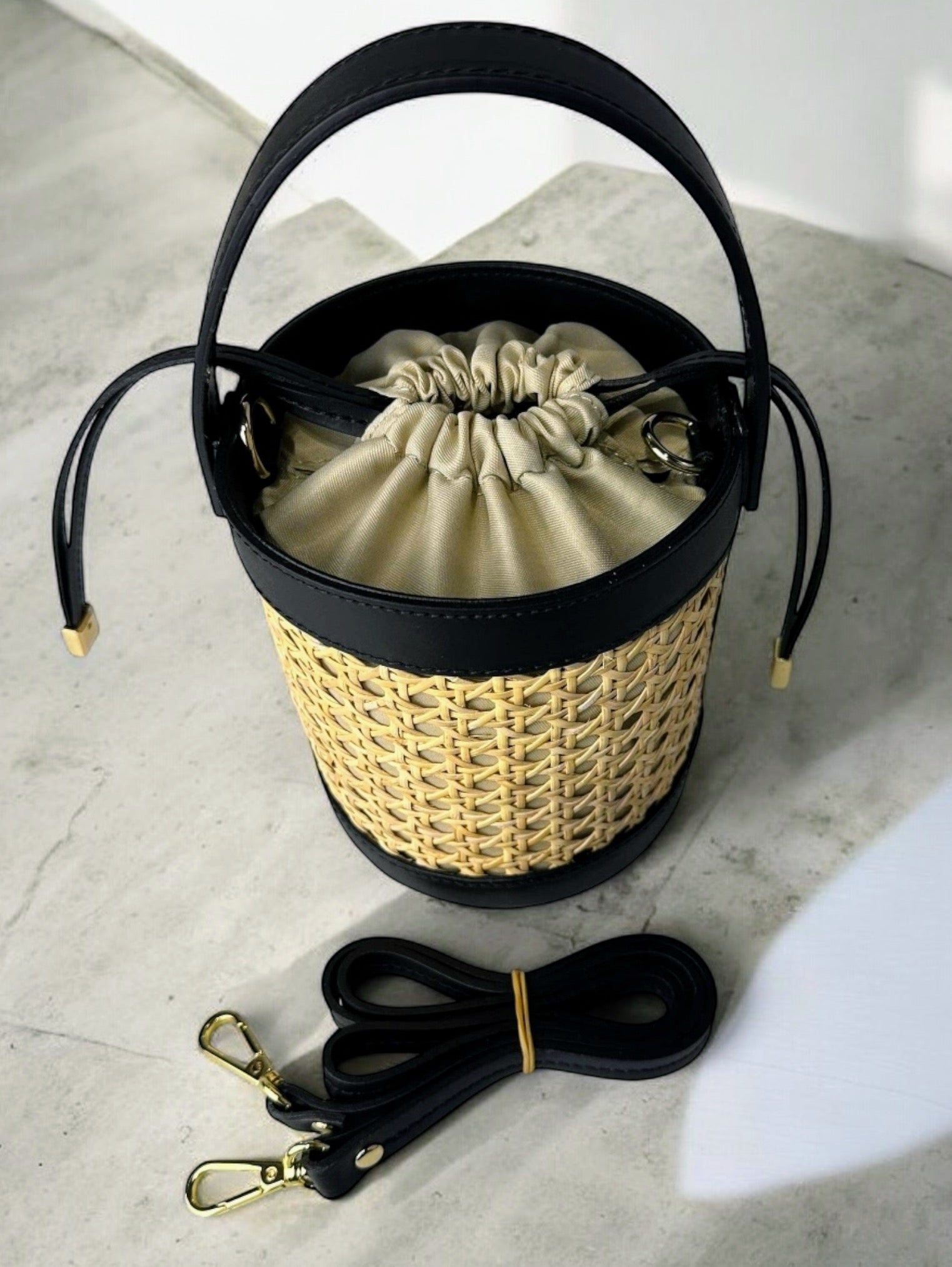 Vienna Straw & Leather Bucket Bag