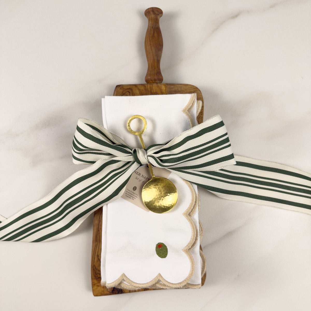 Scalloped Olive Embroidered Dinner Napkins