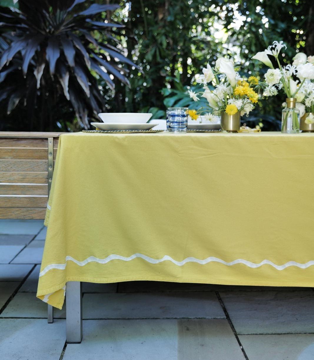 Amanecer Wave Tablecloth