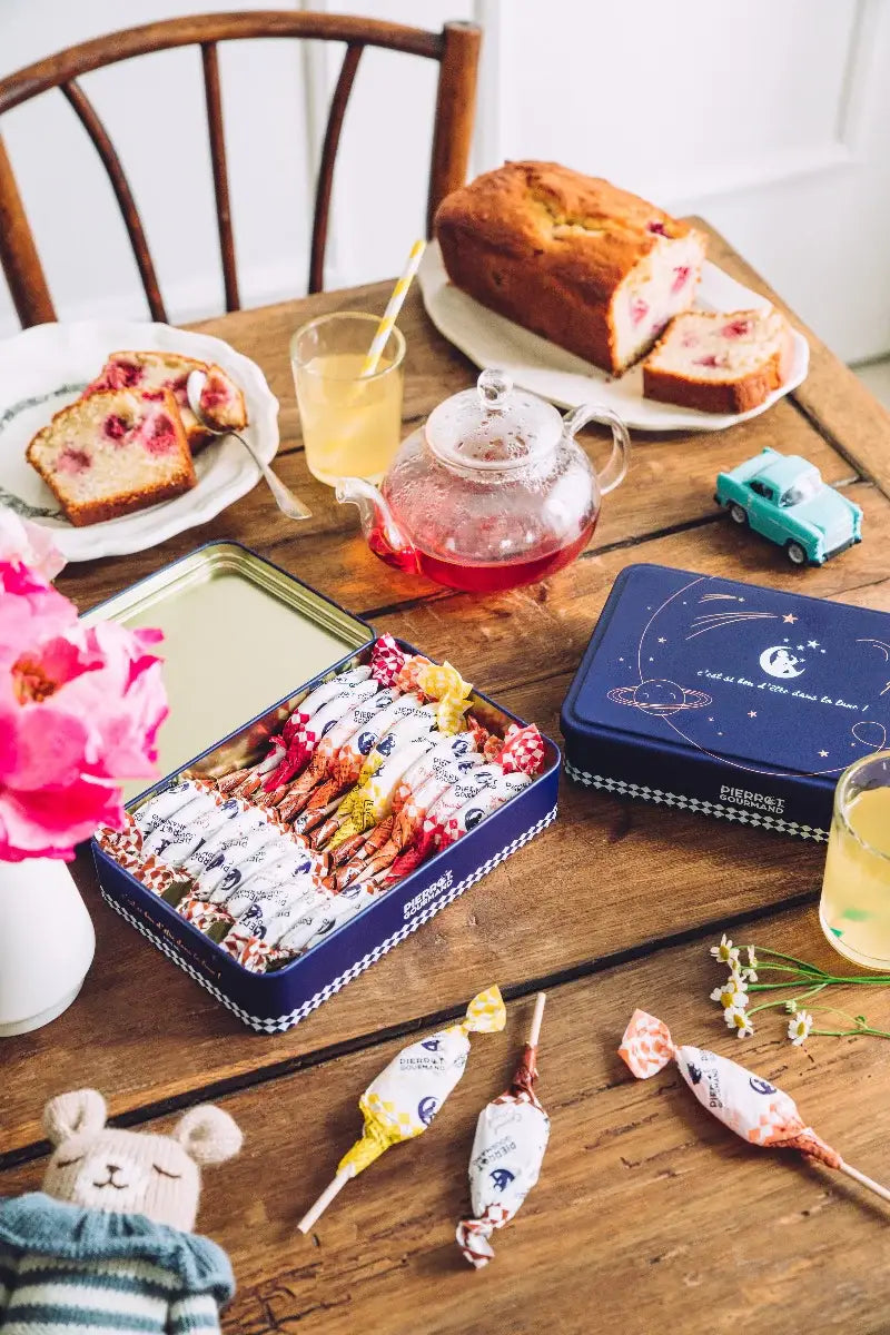 Pierrot Gourmand Tin of Lollipops 9.24oz - 20CT