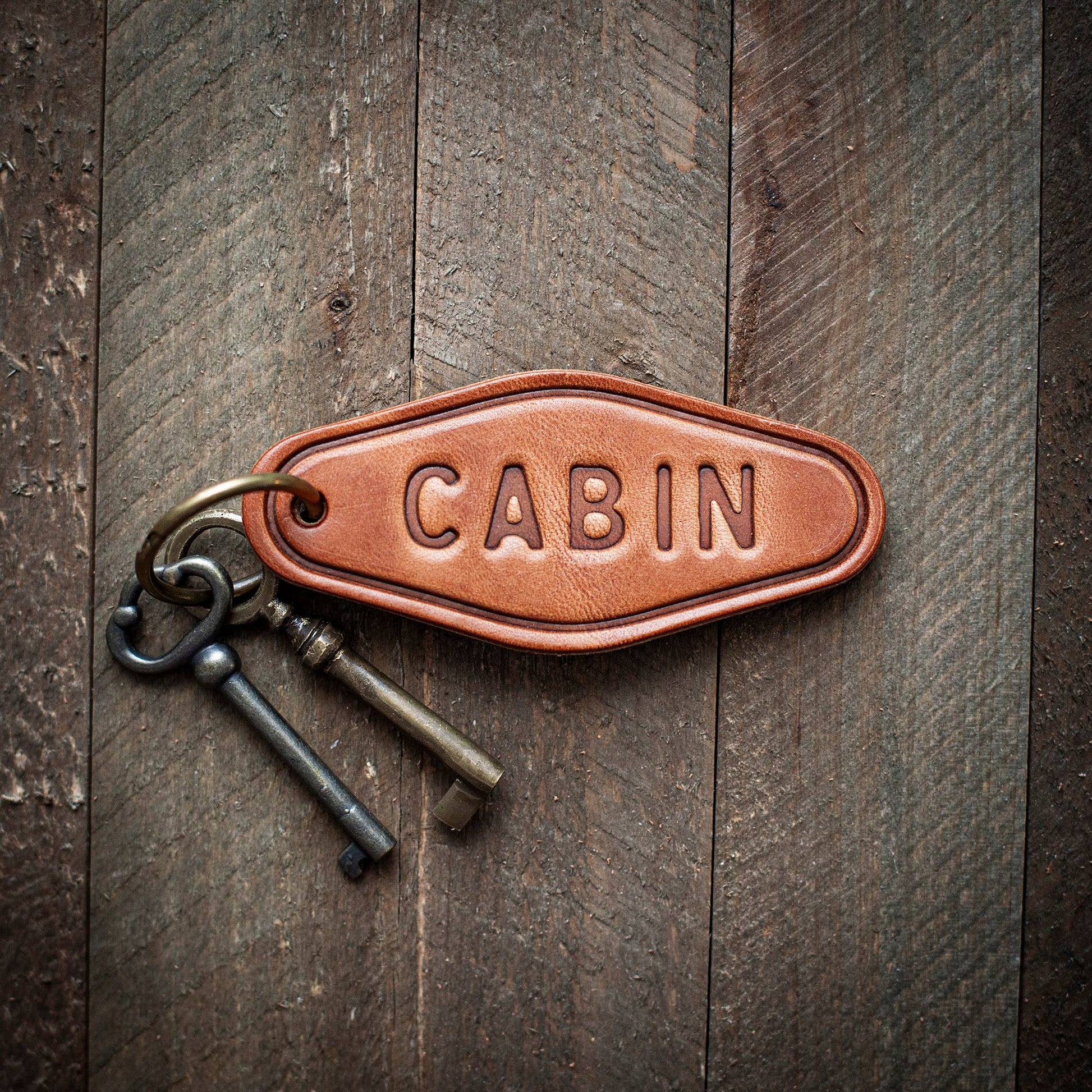 Cabin Leather Keychain Motel Style - Maison and Mer