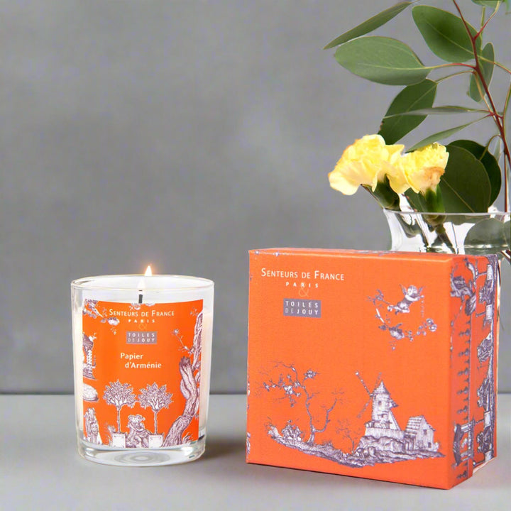Amber Toiles de Jouy Candle