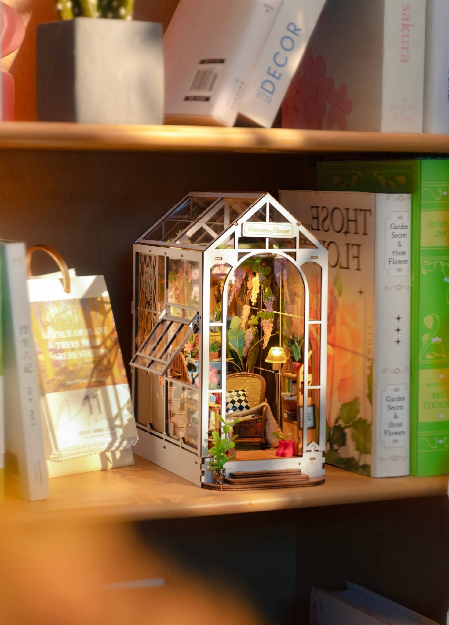 DIY Miniature House Book Nook Kit: Garden House - Maison and Mer