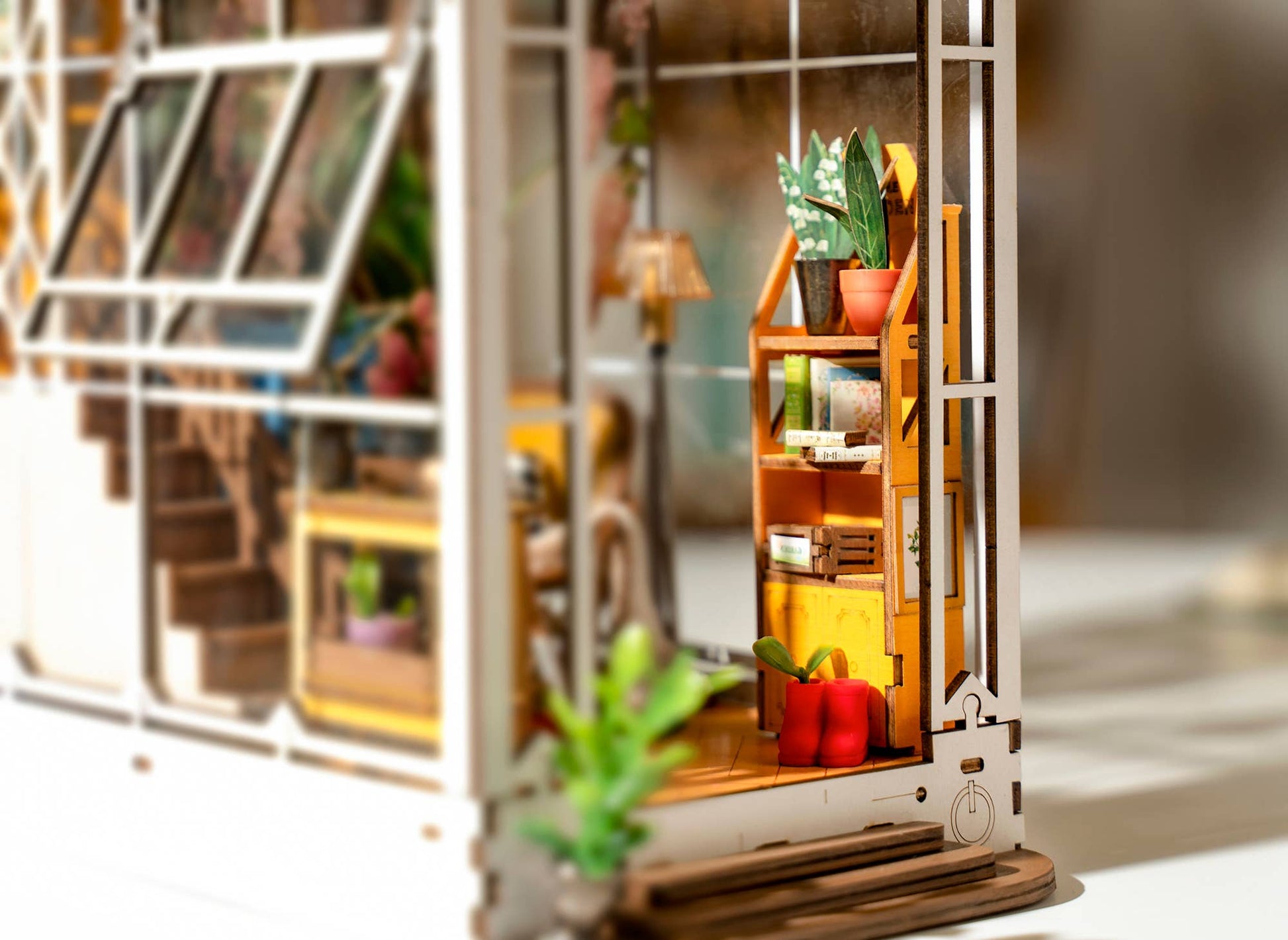 DIY Miniature House Book Nook Kit: Garden House - Maison and Mer