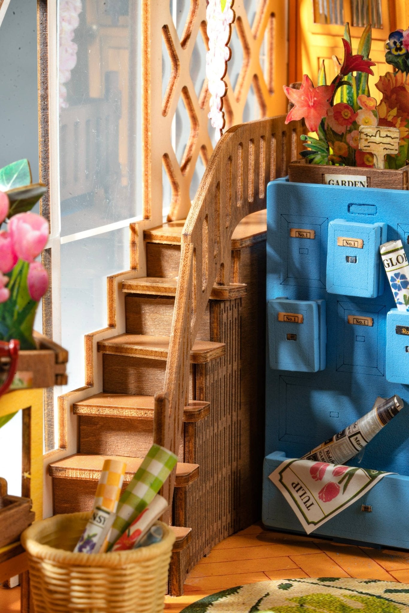DIY Miniature House Book Nook Kit: Garden House - Maison and Mer