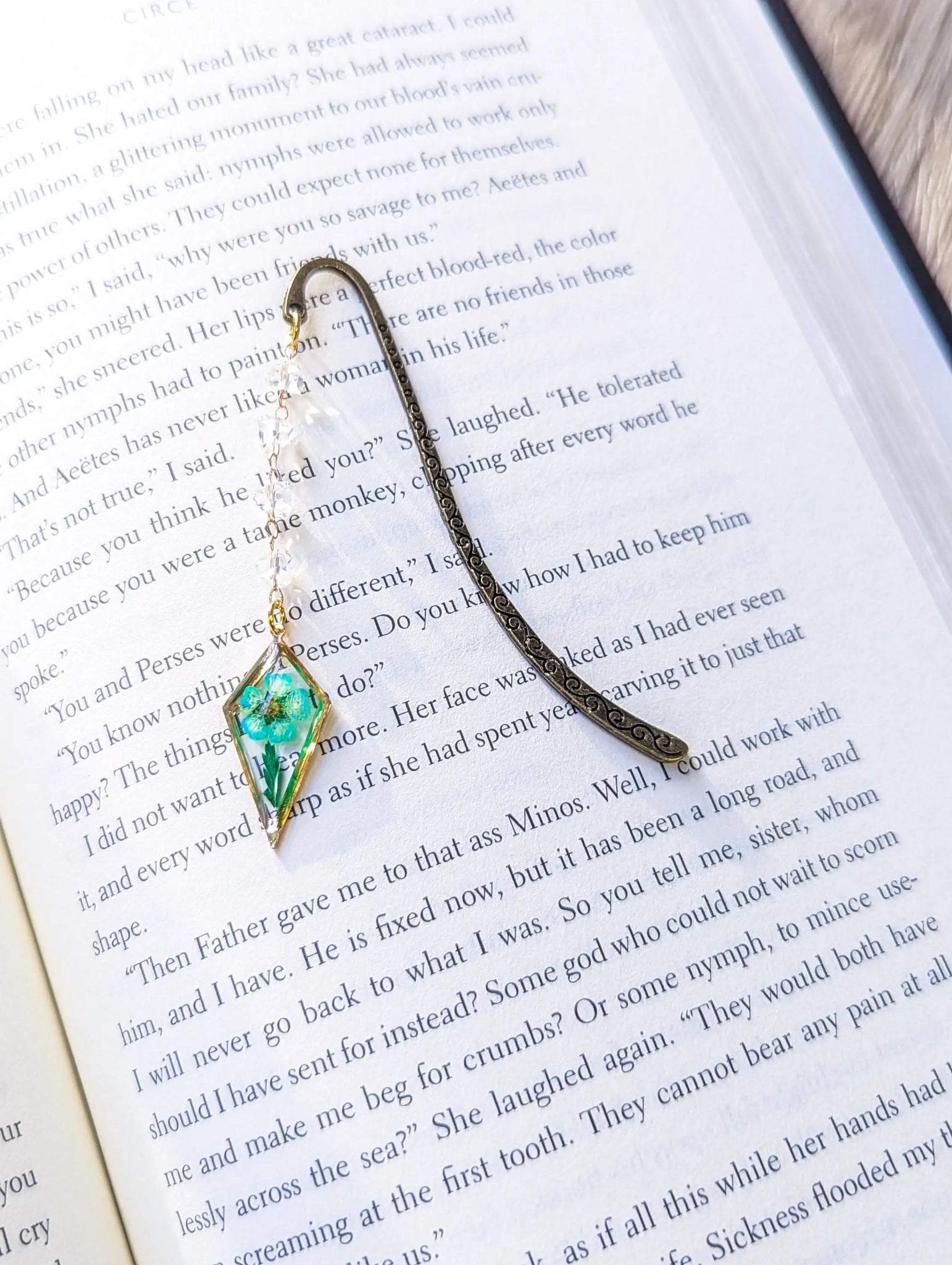Dried pressed Flower resin bookmark - Maison and Mer