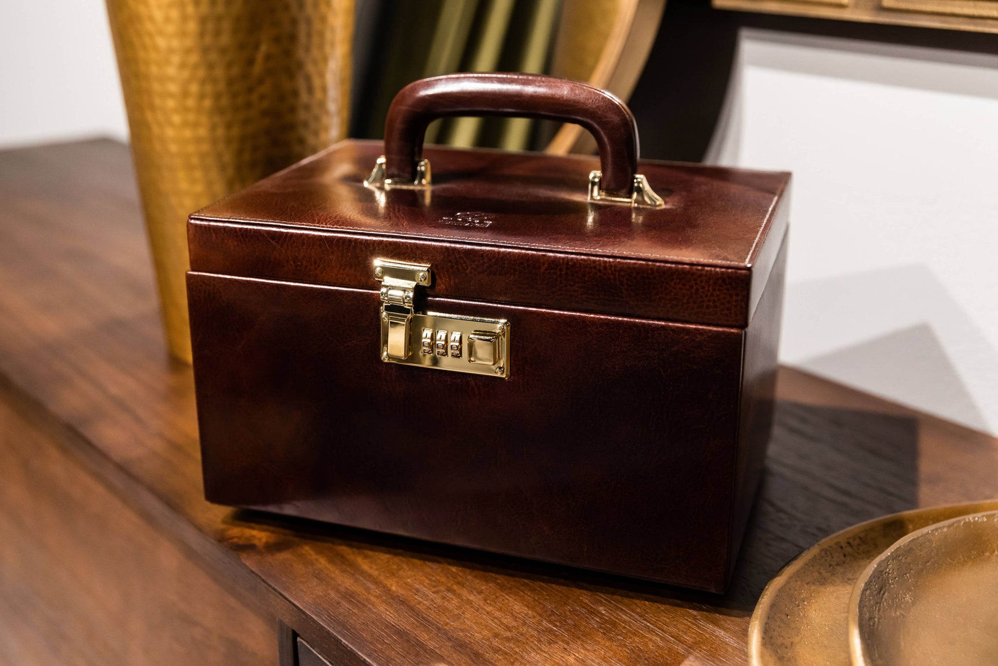 Italian Leather Jewelry Box - The Portrait of a Lady