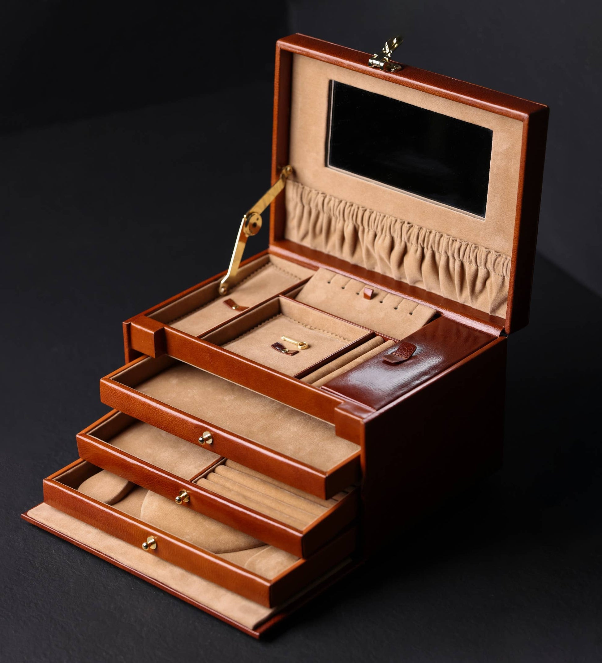 Italian Leather Jewelry Box - The Portrait of a Lady
