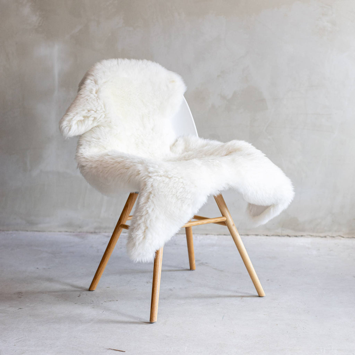 Texel Sheepskin Natural White Dutch Wool - 110cm