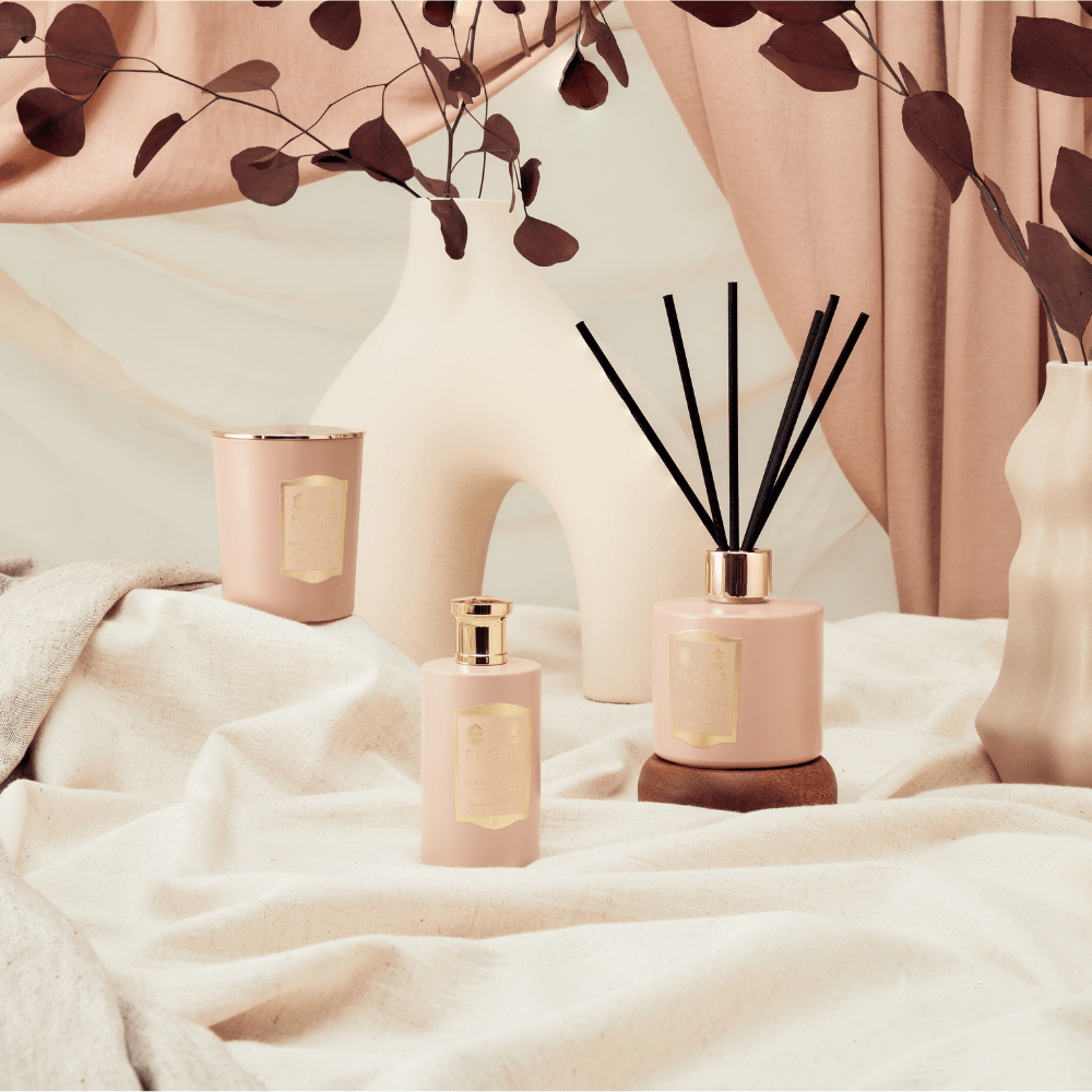 Floris Sandalwood & Patchouli Scented Candle - Maison and Mer
