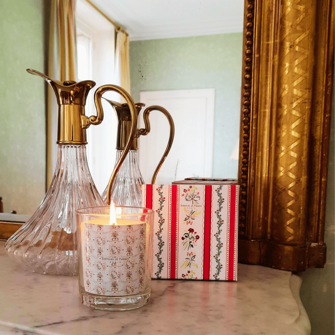 Lavender scented Versailles candle in a box - Maison and Mer