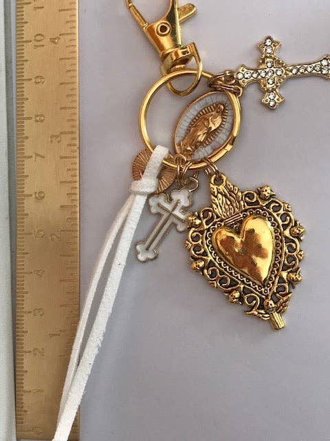 Virgin Mary keychain with sacred heart and cross - Maison and Mer
